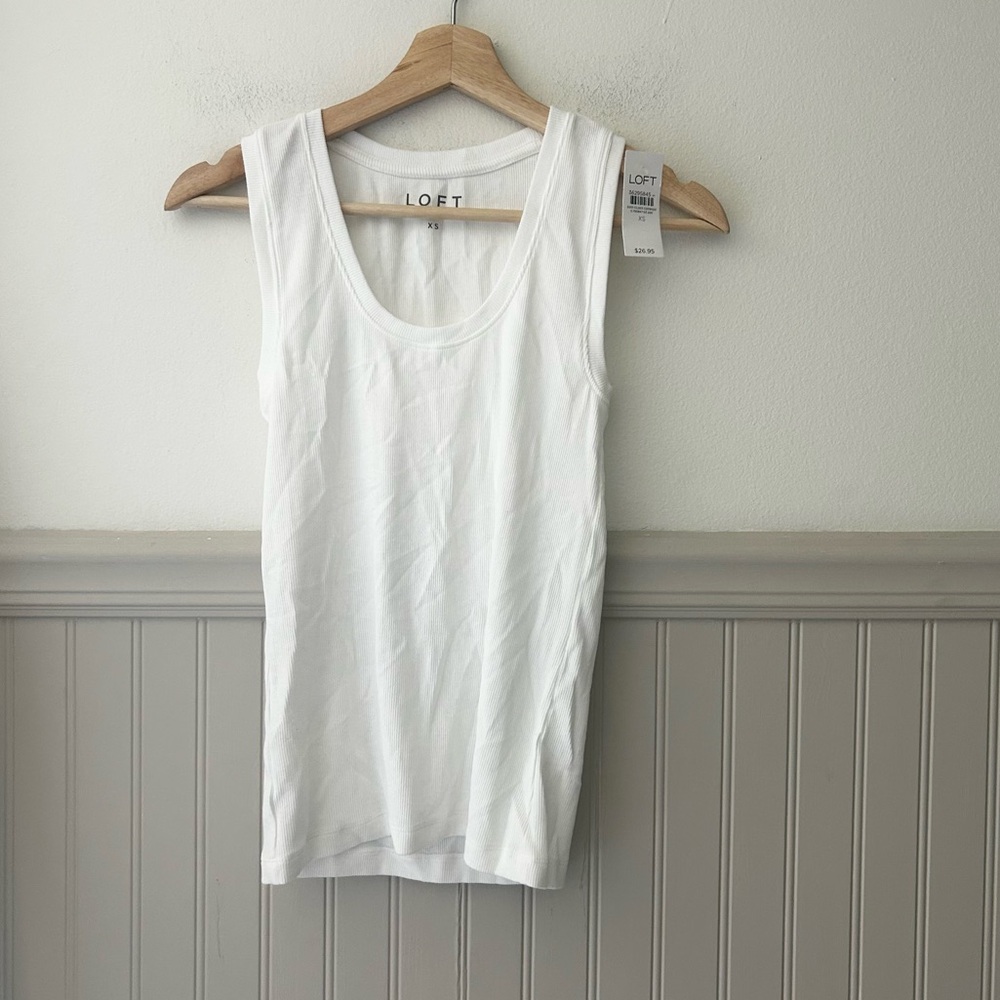 ⭐️ NEW LOFT XS Ribbed Classic White Tank Top